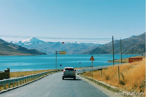 西藏旅游火車(chē)