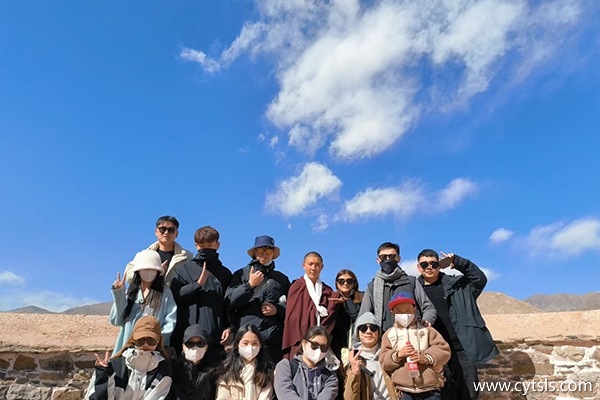 七月三個(gè)人旅游西藏10天多少錢