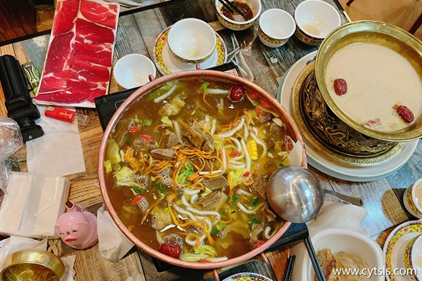 去西藏旅游找旅行社一般多少錢(qián)